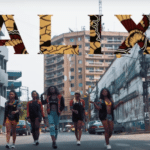 ARIEL SHENEY SORT SON “TCHOKO TCHAKA”