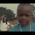 LE RAPPEUR SUD AFRICAIN AKA SE JETTE DANS LA FOULE QUI L’ESQUIVE, L’HUMILIATION