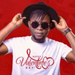 A 8 ANS, FRESH KID HISSE LE DRAPEAU OUGANDAIS TRES HAUT